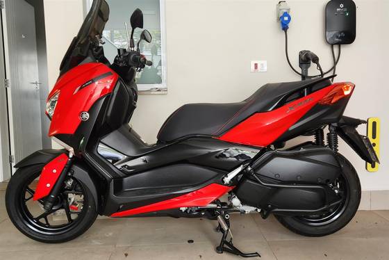 YAMAHA XMAX ABS YAMAHA XMAX ABS